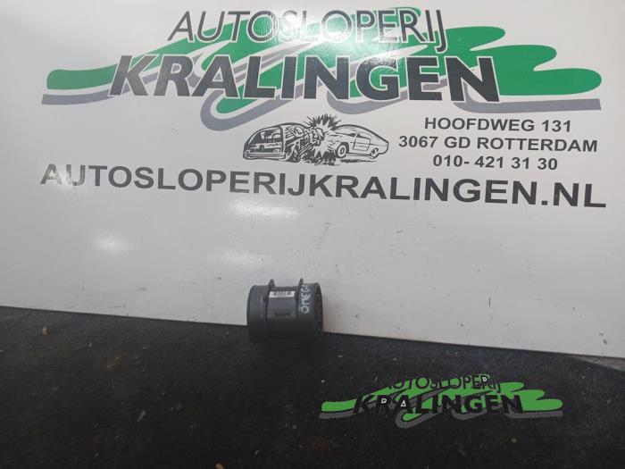 Gebrauchte Luftmassenmesser Opel Omega B (25/26/27) 2.2 16V Preis € 24,99 Margenregelung angeboten von Autosloperij Kralingen B.V.
