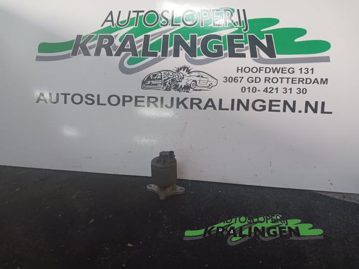 Gebrauchte AGR Ventil Opel Corsa B (73/78/79) 1.6i 16V Sport,GSi Preis € 19,99 Margenregelung angeboten von Autosloperij Kralingen B.V.