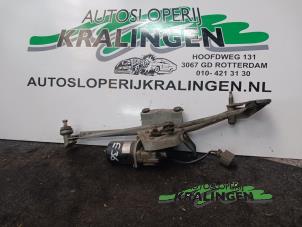 Used Wiper motor + mechanism BMW 3 serie (E36/4) 316i Price on request offered by Autosloperij Kralingen B.V.