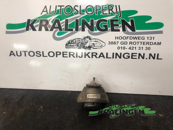 Gebrauchte Motorlager BMW 5 serie Touring (E61) 525i 24V Preis € 9,99 Margenregelung angeboten von Autosloperij Kralingen B.V.