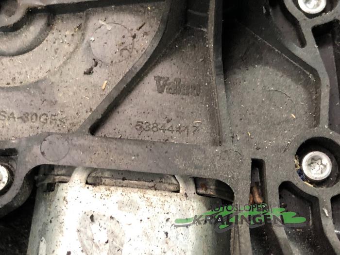 Rear wiper motor Opel Zafira 1.9 CDTI