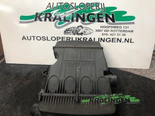 Gebrauchte Luftfiltergehäuse Fiat Punto II (188) 1.2 16V Preis € 50,00 Margenregelung angeboten von Autosloperij Kralingen B.V.