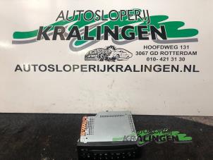 Gebrauchte Radio CD Spieler Peugeot 206 (2A/C/H/J/S) 1.6 16V Preis € 50,00 Margenregelung angeboten von Autosloperij Kralingen B.V.