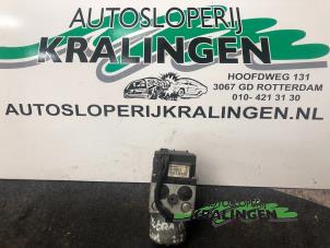 Used ABS pump Opel Vectra B Caravan (31) 2.2 16V Price € 125,00 Margin scheme offered by Autosloperij Kralingen B.V.