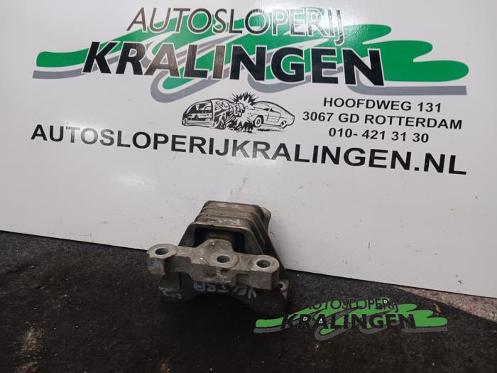 Used Engine mount Opel Vectra C Caravan 3.2 V6 24V Price € 24,99 Margin scheme offered by Autosloperij Kralingen B.V.