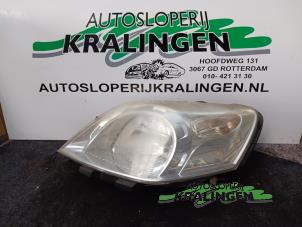 Usados Faro izquierda Peugeot Bipper (AA) 1.4 HDi Precio € 24,99 Norma de margen ofrecido por Autosloperij Kralingen B.V.