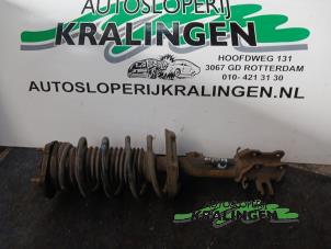 Usagé Amortisseur avant gauche Peugeot Bipper (AA) 1.4 HDi Prix sur demande proposé par Autosloperij Kralingen B.V.