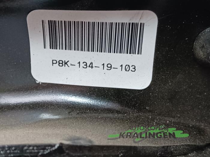 Clutch pedal from a Volkswagen Polo VI (AW1) 1.0 TSI 12V 2019
