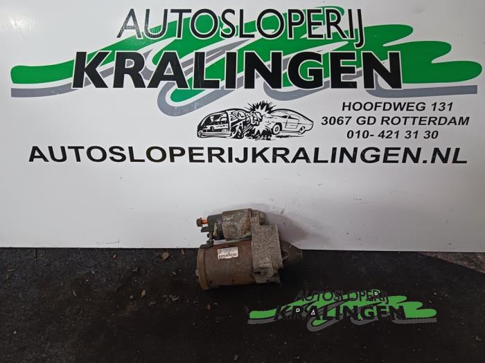 Gebrauchte Anlasser Renault Clio III (BR/CR) 1.4 16V Preis € 24,98 Margenregelung angeboten von Autosloperij Kralingen B.V.