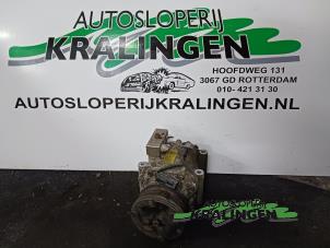 Usagé Pompe clim Ford Fusion 1.6 16V Prix € 50,00 Règlement à la marge proposé par Autosloperij Kralingen B.V.