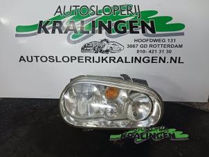 Used Headlight, right Volkswagen Golf IV (1J1) 1.6 Price € 40,00 Margin scheme offered by Autosloperij Kralingen B.V.