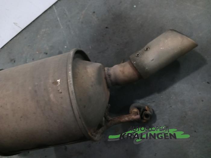 Exhaust rear silencer from a Toyota Yaris II (P9) 1.3 16V VVT-i 2008