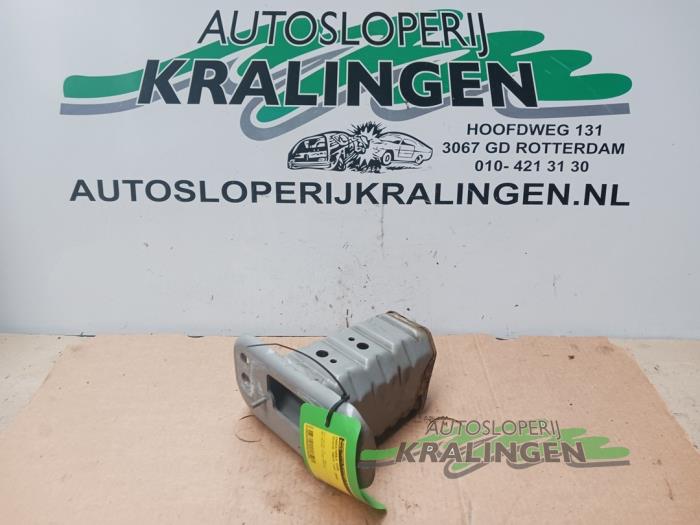 Begagnade Chassistag, fram Toyota Yaris II (P9) 1.3 16V VVT-i Pris € 49,99 Marginaltabell erbjuds av Autosloperij Kralingen B.V.