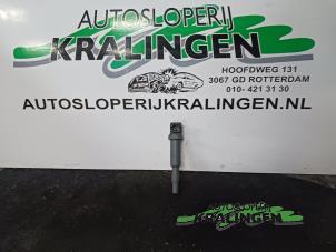 Usados Pasador bobina BMW 3 serie (E92) 320i 16V Precio € 25,00 Norma de margen ofrecido por Autosloperij Kralingen B.V.