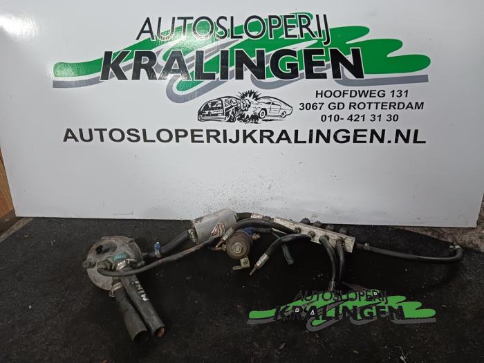 Usagé Installation LPG (complet) BMW Mini (R50/53) 1.6 16V One Prix € 200,00 Règlement à la marge proposé par Autosloperij Kralingen B.V.