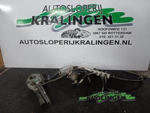 Używane Instalacja LPG (kompletna) BMW Mini One/Cooper (R50) 1.6 16V One Cena € 200,00 Procedura marży oferowane przez Autosloperij Kralingen B.V.