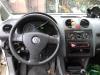 Cadre radio d'un Volkswagen Caddy III (2KA,2KH,2CA,2CH) 2.0 SDI 2007