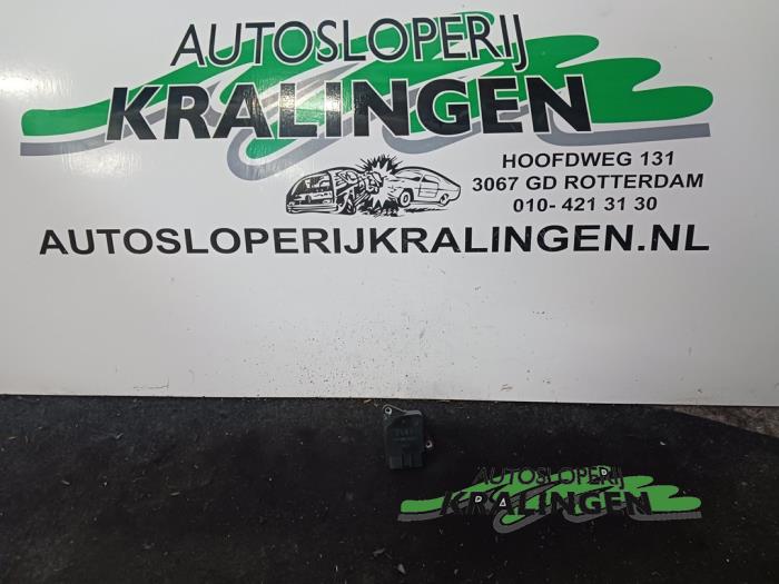 Gebrauchte Luftmassenmesser Mazda 3 (BK12) 1.6i 16V Preis € 9,99 Margenregelung angeboten von Autosloperij Kralingen B.V.