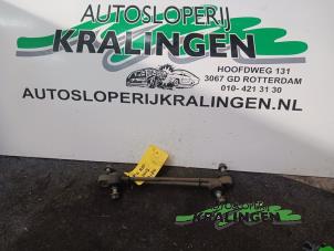 Used Front anti-roll bar Kia Rio III (UB) 1.2 CVVT 16V Price € 40,00 Margin scheme offered by Autosloperij Kralingen B.V.
