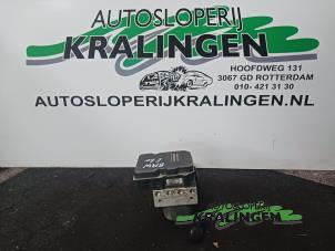Używane Pompa ABS BMW 5 serie Touring (E61) 525i 24V Cena € 100,00 Procedura marży oferowane przez Autosloperij Kralingen B.V.