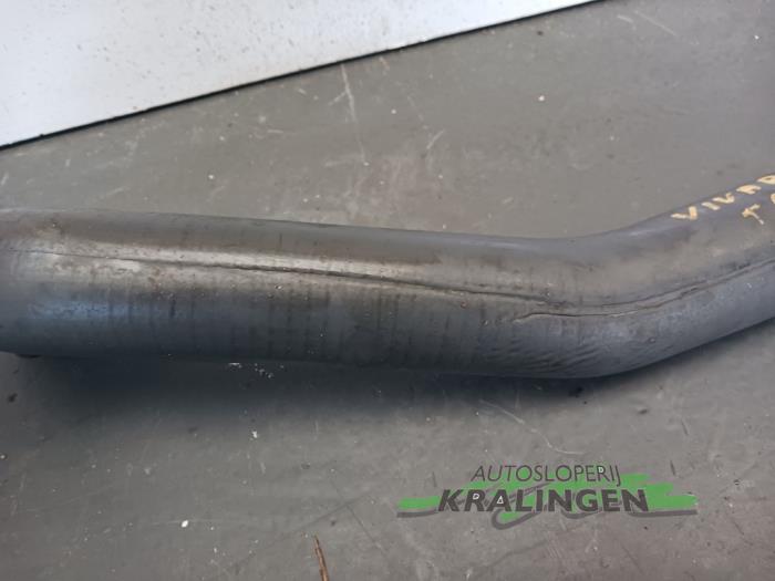 Intercooler hose from a Renault Trafic New (FL) 1.9 dCi 82 16V 2005