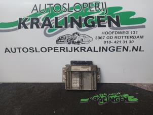 Usagé Calculateur moteur Renault Espace (JK) 2.0 16V Turbo Prix € 50,00 Règlement à la marge proposé par Autosloperij Kralingen B.V.