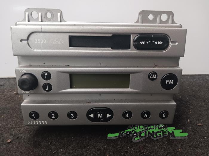 Radio/Lecteur CD d'un Ford Fusion 1.4 16V 2004