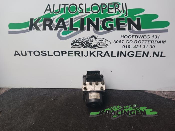Used ABS pump Ford Focus 1 1.4 16V Price € 11,99 Margin scheme offered by Autosloperij Kralingen B.V.