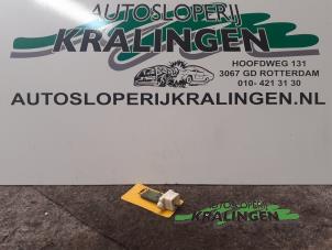 Usagé Résistance chauffage Ford Focus 2 1.6 16V Prix € 20,00 Règlement à la marge proposé par Autosloperij Kralingen B.V.