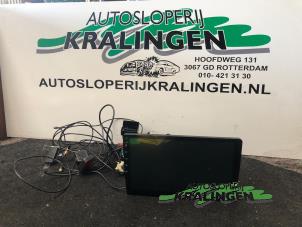 Usados Unidad de control multimedia Volkswagen Golf VII (AUA) 1.2 TSI 16V Precio € 150,00 Norma de margen ofrecido por Autosloperij Kralingen B.V.