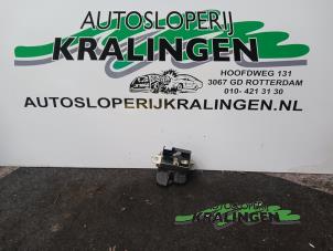 Usagé Serrure de coffre Volkswagen Golf VII (AUA) 1.2 TSI 16V Prix sur demande proposé par Autosloperij Kralingen B.V.