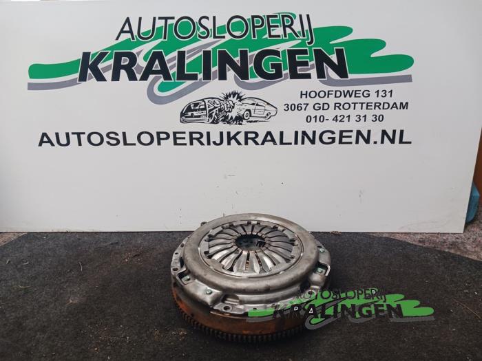 Used Flywheel Fiat Grande Punto (199) 1.3 JTD Multijet 16V 85 Actual Price € 100,00 Margin scheme offered by Autosloperij Kralingen B.V.