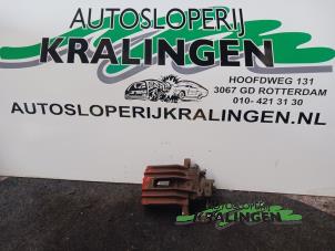 Used Rear brake calliper, left Audi A3 (8L1) 1.8 20V Price € 35,00 Margin scheme offered by Autosloperij Kralingen B.V.