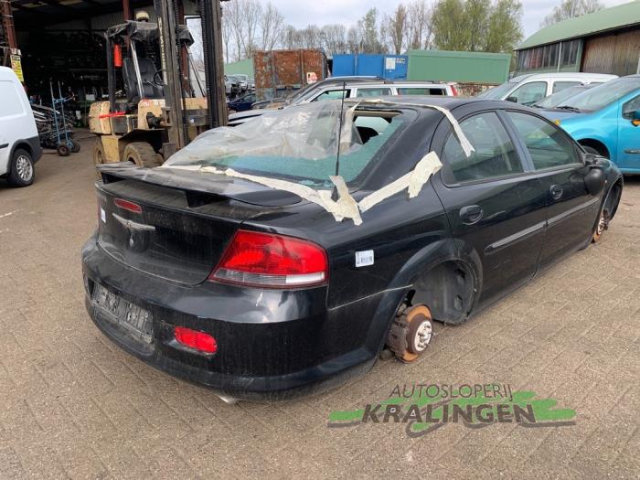 Begagnade Servostyrningsbox Chrysler Sebring (JR) 2.7 V6 24V Pris € 100,00 Marginaltabell erbjuds av Autosloperij Kralingen B.V.