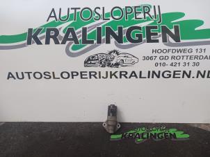 Używane Silnik skokowy Ford Fiesta 4 1.25 16V Cena € 25,00 Procedura marży oferowane przez Autosloperij Kralingen B.V.