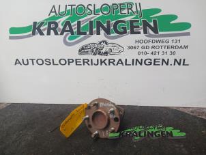 Usagé Roulement de roue arrière Ford Mondeo III 2.0 TDCi/TDDi 115 16V Prix € 50,00 Règlement à la marge proposé par Autosloperij Kralingen B.V.