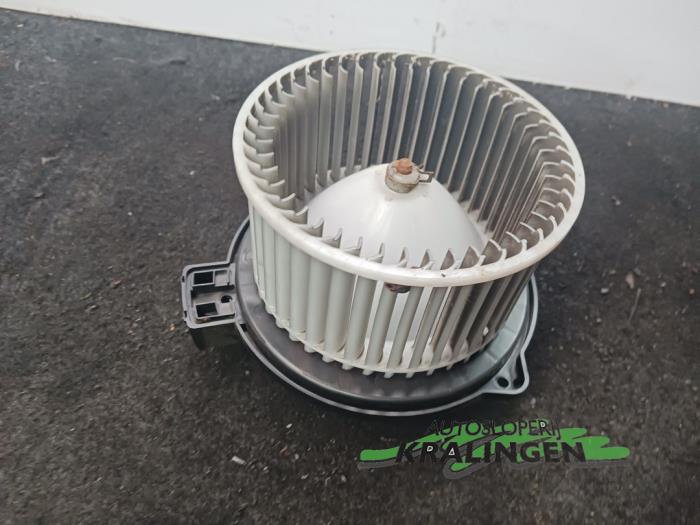 Ventilateur chauffage d'un Mazda 2 (DE) 1.3 16V S-VT High Power 2007