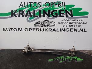 Used Wiper mechanism Hyundai Atos 1.0 12V Price € 50,00 Margin scheme offered by Autosloperij Kralingen B.V.