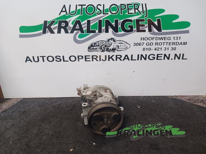 Usagé Pompe clim Nissan Micra (K11) 1.3 LX,SLX 16V Prix € 49,98 Règlement à la marge proposé par Autosloperij Kralingen B.V.