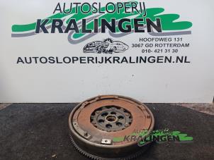 Usagé Volant d'inertie masse double BMW 3 serie (E92) 320i 16V Prix € 100,00 Règlement à la marge proposé par Autosloperij Kralingen B.V.