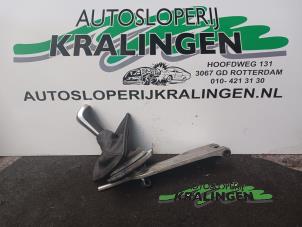 Gebrauchte Schaltbox BMW 3 serie (E92) 320i 16V Preis € 50,00 Margenregelung angeboten von Autosloperij Kralingen B.V.