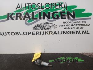 Used Ignition lock + key Opel Astra G (F08/48) 1.6 16V Price € 50,00 Margin scheme offered by Autosloperij Kralingen B.V.