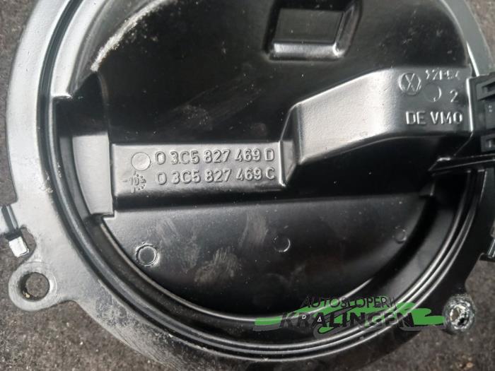 Interruptor del portón trasero de un Volkswagen Golf V (1K1) 1.6 FSI 16V 2004