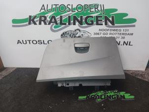 Usagé Boîte à gants Seat Ibiza IV (6J5) 1.2 TDI Ecomotive Prix € 35,00 Règlement à la marge proposé par Autosloperij Kralingen B.V.