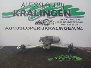 Used Wiper motor + mechanism Fiat Croma (194) 1.9 JTD Multijet 16V Price € 50,00 Margin scheme offered by Autosloperij Kralingen B.V.