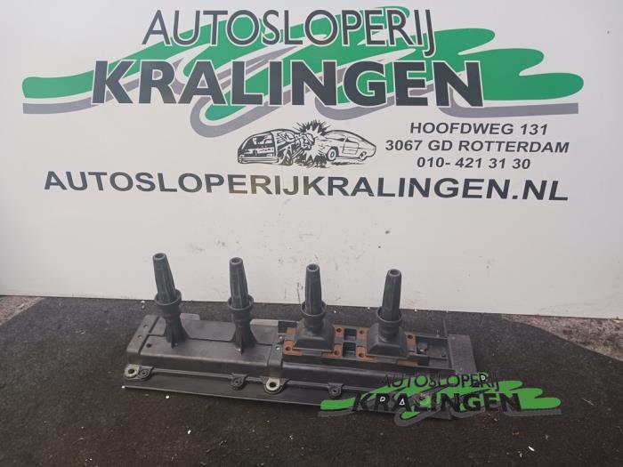 Gebrauchte Zündspule Peugeot 306 (7D) 1.8 16V Preis € 50,00 Margenregelung angeboten von Autosloperij Kralingen B.V.