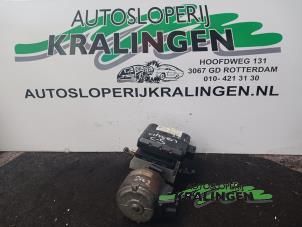 Used Hydraulic suspension pump Citroen C5 I Berline (DC) 2.0 HPI 16V Price € 50,00 Margin scheme offered by Autosloperij Kralingen B.V.