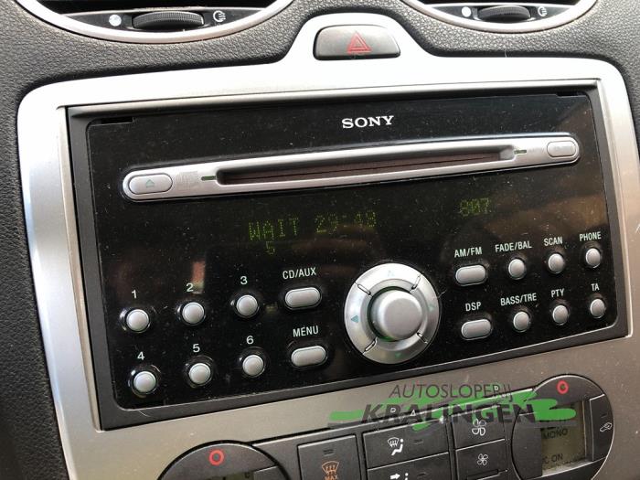 Reproductor de CD y radio de un Ford Focus 2 C+C 2.0 TDCi 16V 2007