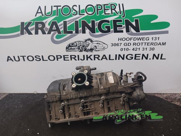 Gebrauchte Ansaugbrugge Opel Corsa C (F08/68) 1.2 16V Twin Port Preis € 50,00 Margenregelung angeboten von Autosloperij Kralingen B.V.