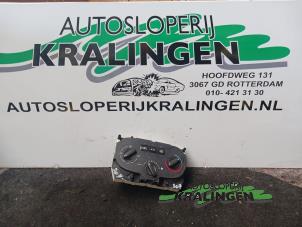 Used Heater control panel Peugeot 307 SW (3H) 2.0 16V Price € 25,00 Margin scheme offered by Autosloperij Kralingen B.V.